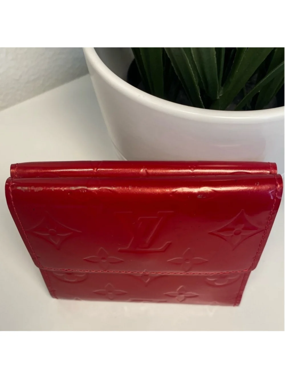 Louis Vuitton Monogram Vernis Leather Compact Elise Bifold Wallet